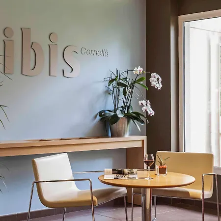 Ibis Cornella Hotel 2*