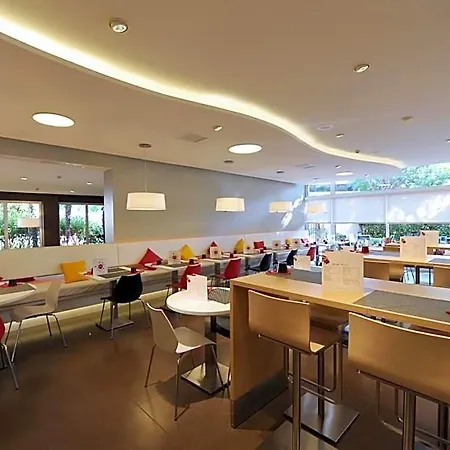 Ibis Cornella Hotel Cornellà de Llobregat