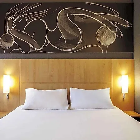 Ibis Cornella Hotel