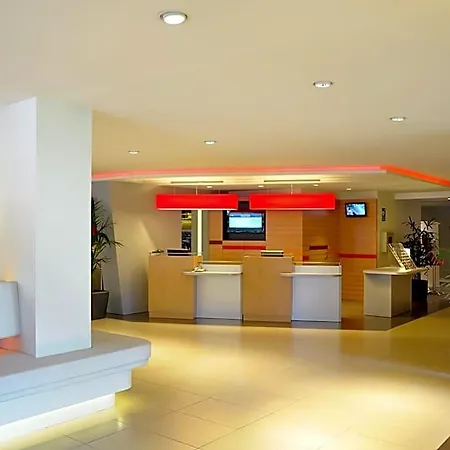 Ibis Cornella