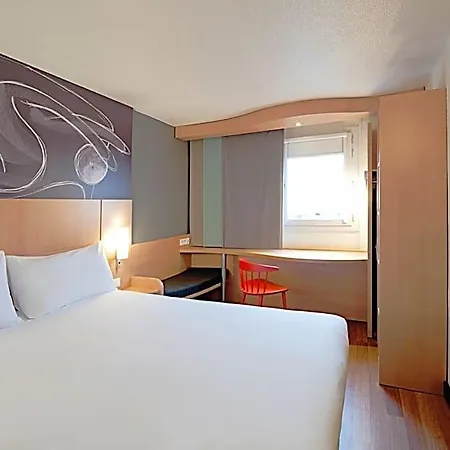 Ibis Cornella Hotel
