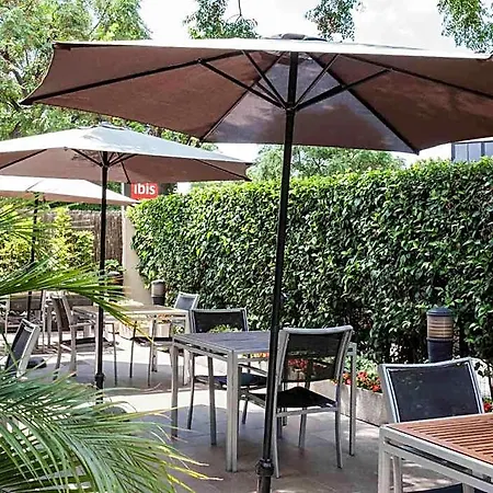 Ibis Cornella