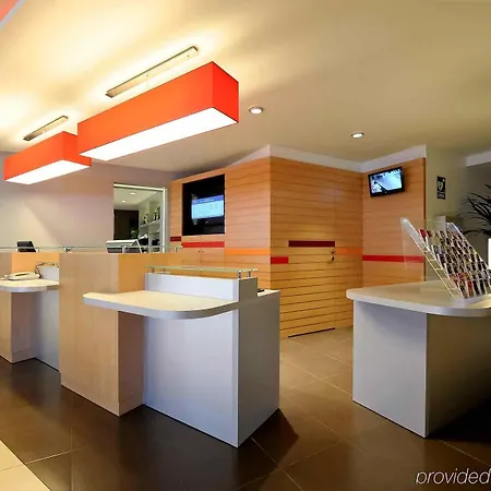 Ibis Cornella Hotel Cornellá de Llobregat