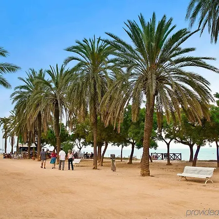 Ibis Cornella 2*
