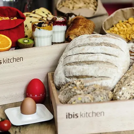 Hotel Ibis Cornella Cornellá de Llobregat