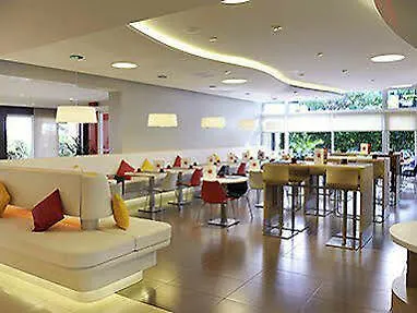 Ibis Cornella