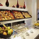 Hotel Ibis Cornella 2*