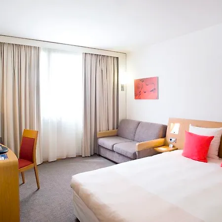 Ibis Cornella Szálloda