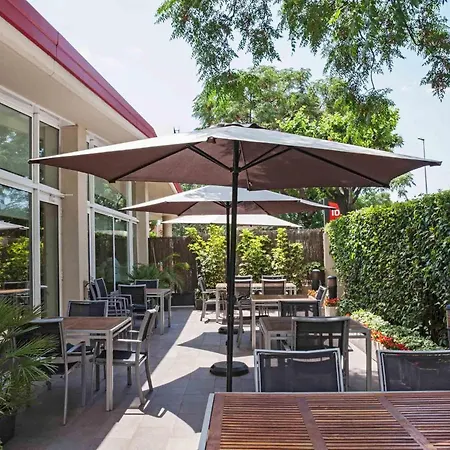 Ibis Cornella 2* קורנלה דה יוברגאט