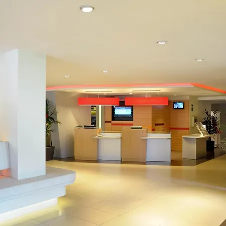 Ibis Cornella Hotel