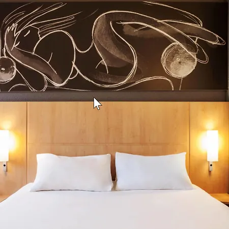 Hotel Ibis Cornella 2*