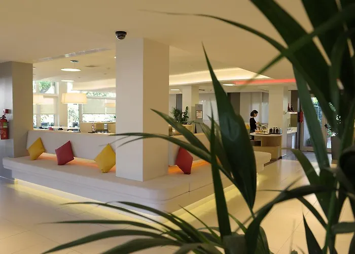 Ibis Cornella 2* קורנלה דה יוברגאט