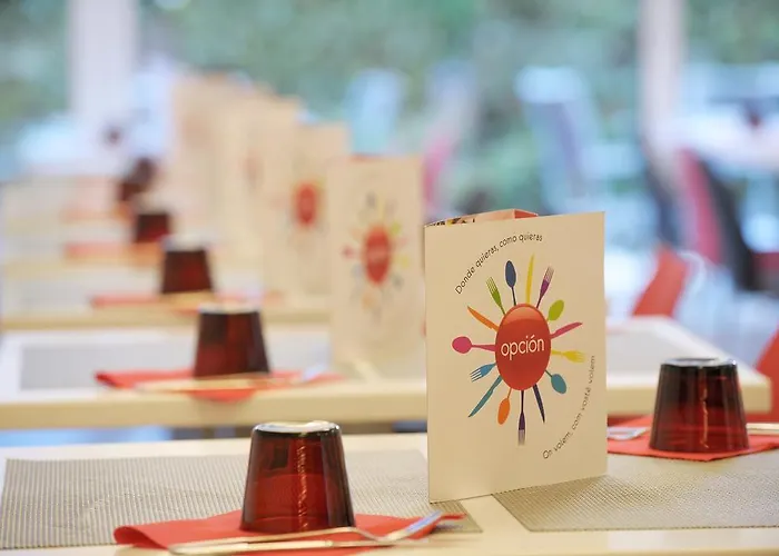 Ibis Cornella קורנלה דה יוברגאט